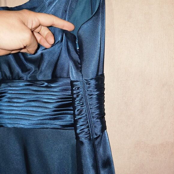 Adrianna Papell Satin One Shoulder Gown Size 4 Rhinestone Embellished Princess - Picture 8 of 10